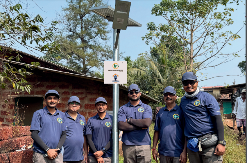  “Solar Man of India Sets Record with 400 Solar Street Lights Across 25 Villages in 20 Days”