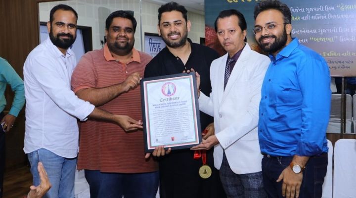 Gujarati Film “Hellaro” Sets New World Record with 13 Lead Actresses; Wins National Award