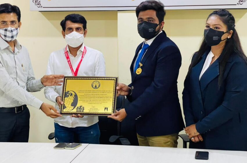  “Kutch Truck Owners Association Distributes 3000+ Accident Insurance Policies, Sets New Record”
