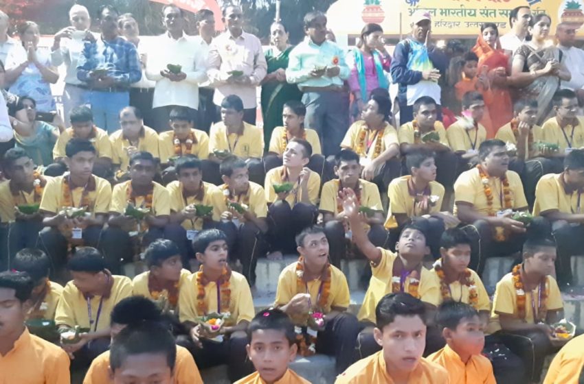  Largest Group of Special Children Performing Ganga Aarti Together for 30 Minutes