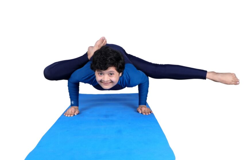  World Record by Specially Abled Girl Demonstrating 75+ Yoga Poses on Azadi Ka Amrit Mahotsav