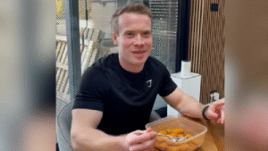 Gameshow Winner Sets World Record for Eating 15 Fish Fingers in One Minute
