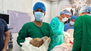 Sri Lankan Doctors Remove 3.1kg Bladder Stone, Claim It May Be World’s Largest