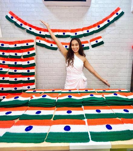  Mahila Manovikas Attempts World Record with 13-km Crochet Tiranga Bunting