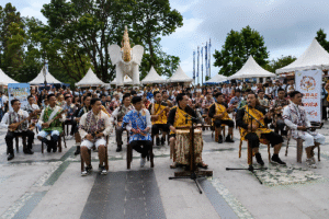 Sikkimese Lepcha Cultural Association Sets Record as 32 People Play Traditional Tungbuk Together