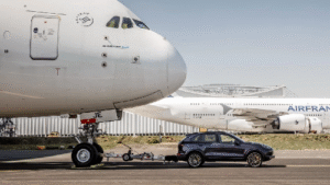 Porsche Cayenne S Diesel Sets World Record by Pulling 285-Tonne Airbus A380
